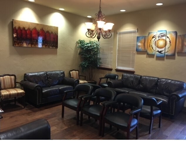 1770 E Broad St, Mansfield, TX à louer - Photo intérieure - Image 3 de 9