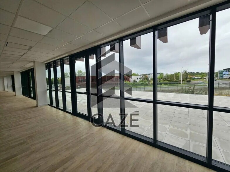 Office in Mérignac for lease - Interior Photo - Image 3 of 6