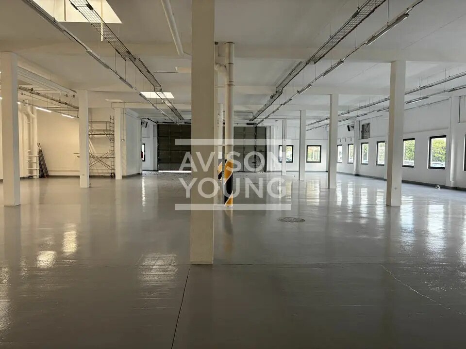 Flex dans Gennevilliers à louer Photo du bâtiment- Image 1 de 7