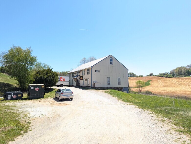 989 Potosi Rd, Glen Rock, PA à vendre - Photo du bâtiment - Image 3 de 19