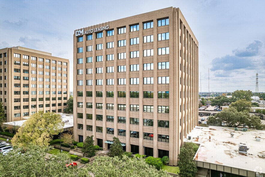 4635 Southwest Fwy, Houston, TX à louer - Photo du bâtiment - Image 2 de 12