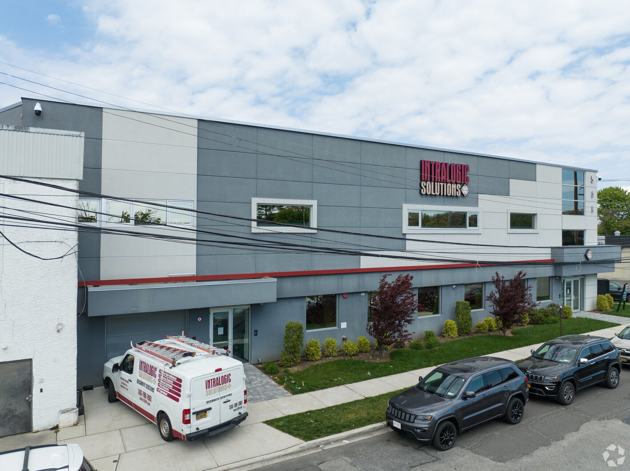 511 Ocean Ave, Massapequa, NY à louer Photo du bâtiment- Image 1 de 39