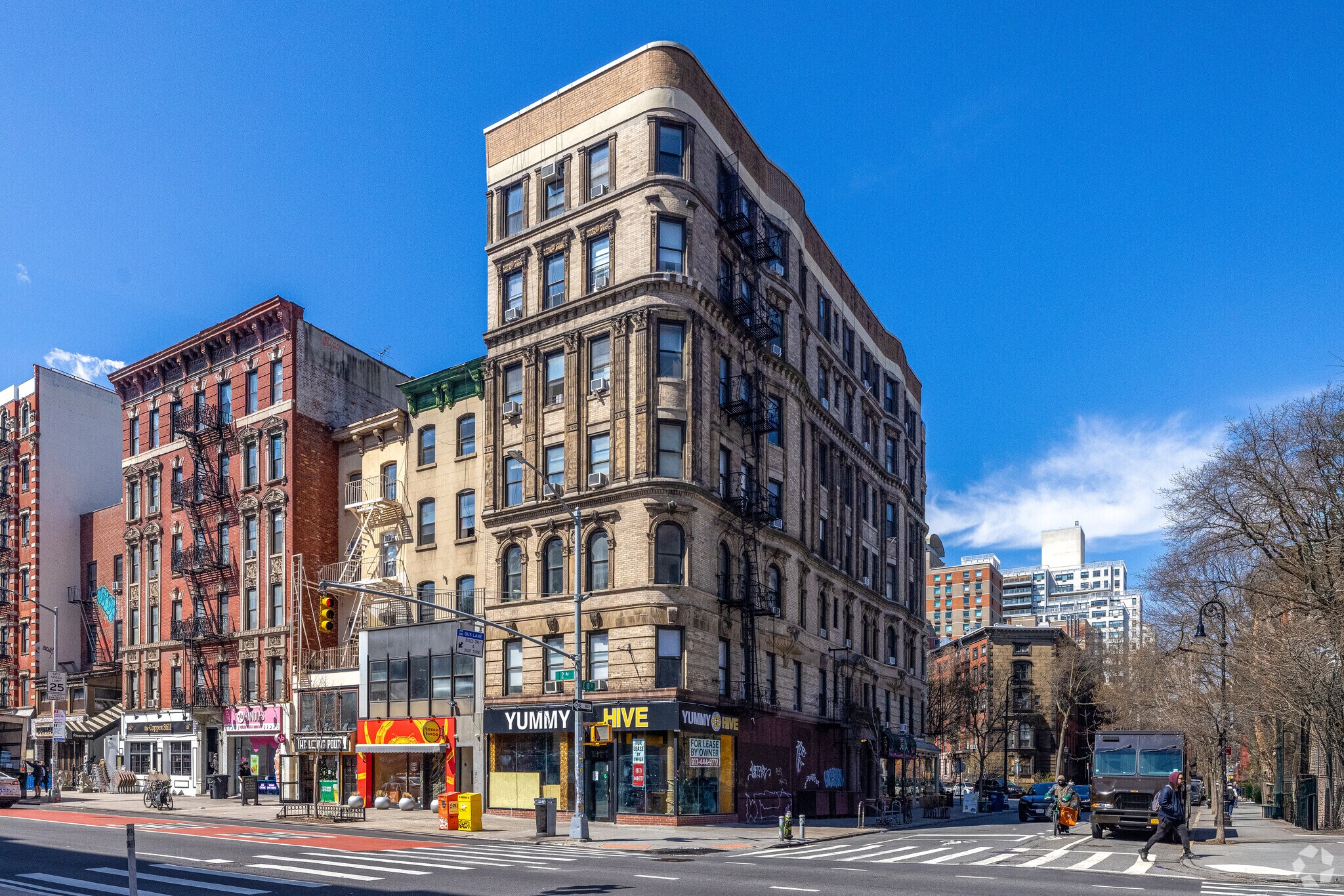 159 2nd Ave, New York, NY à vendre Photo du bâtiment- Image 1 de 1