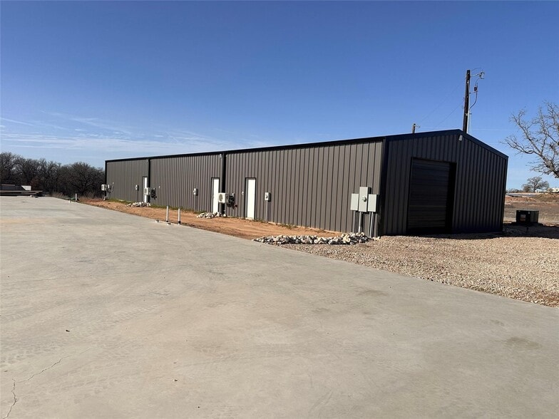 4916 Fairview Rd, Millsap, TX for lease - Building Photo - Image 3 of 14
