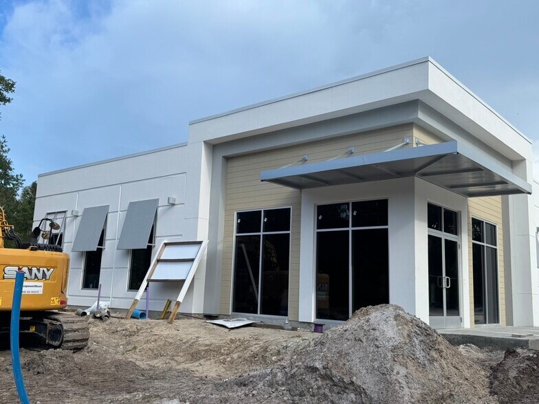 2801 W Lake Mary Blvd, Lake Mary, FL à louer - Photo du bâtiment - Image 1 de 7