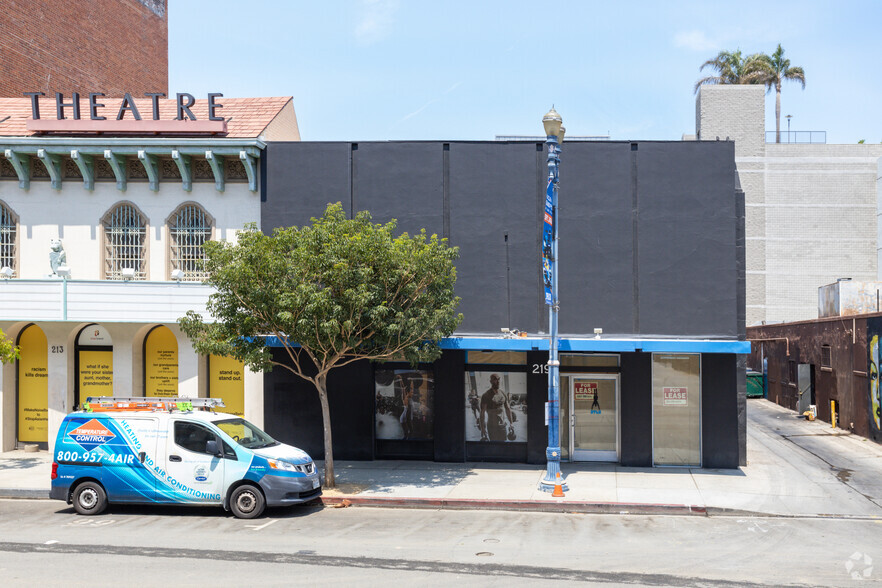 219 E Broadway, Long Beach, CA for sale - Building Photo - Image 3 of 18