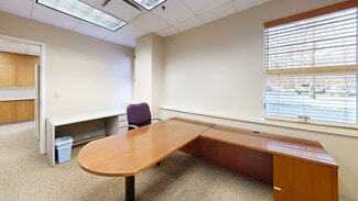 Plus de détails pour 3600 SW Capital Ave, Battle Creek, MI - Bureau/Médical à louer