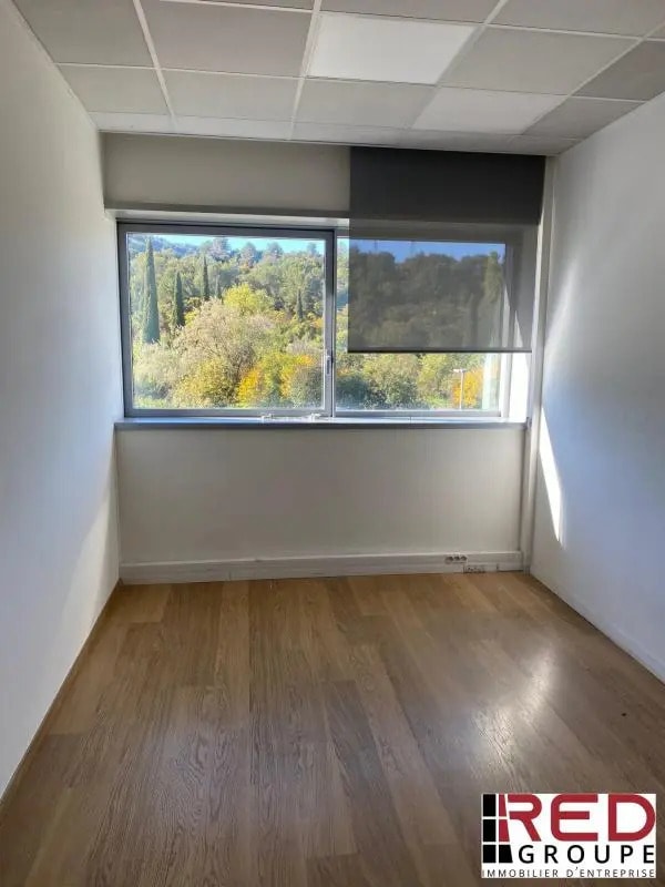 Bureau dans Aubagne à louer Photo intérieure- Image 1 de 6