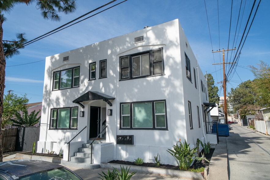 415 W Pine St, Santa Ana, CA for sale - Building Photo - Image 2 of 23