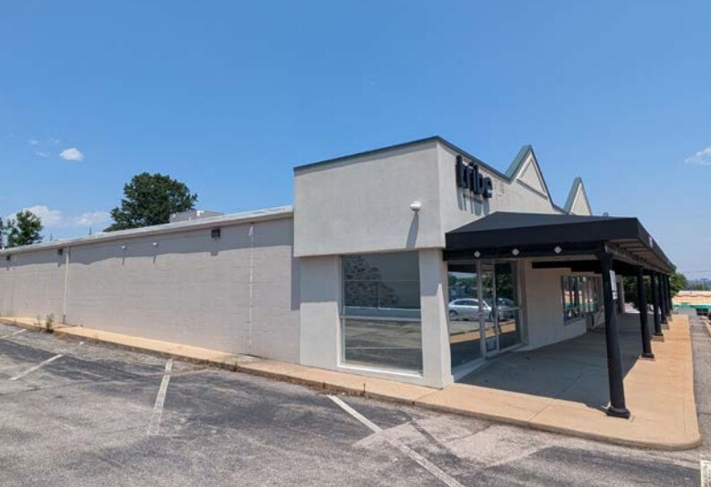 14779-14783 Manchester Rd, Ballwin, MO à vendre - Photo du bâtiment - Image 3 de 4