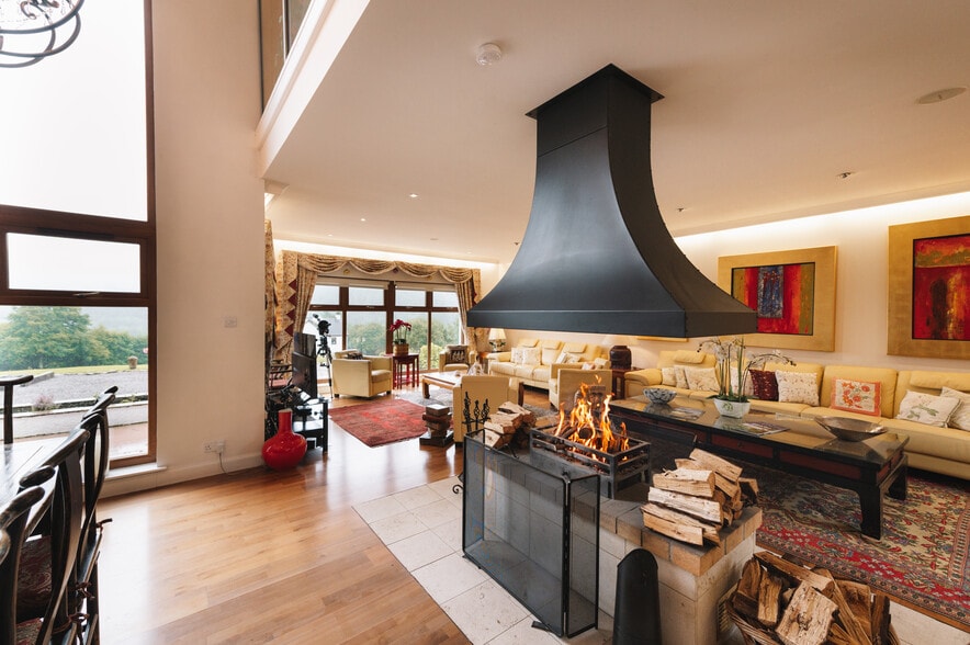 Glenloy, Fort William for sale - Building Photo - Image 3 of 19