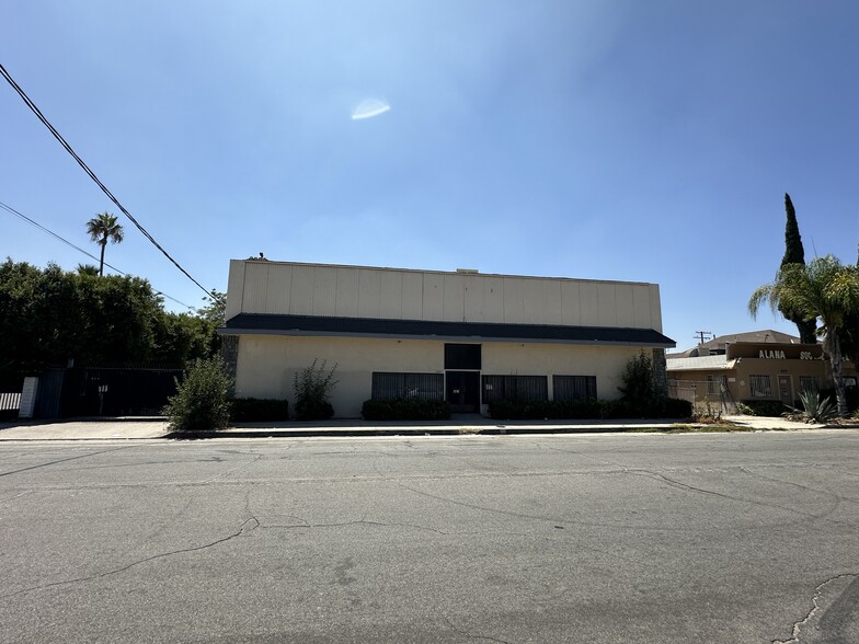 431 W 10th St, San Bernardino, CA à vendre - Photo du bâtiment - Image 1 de 20