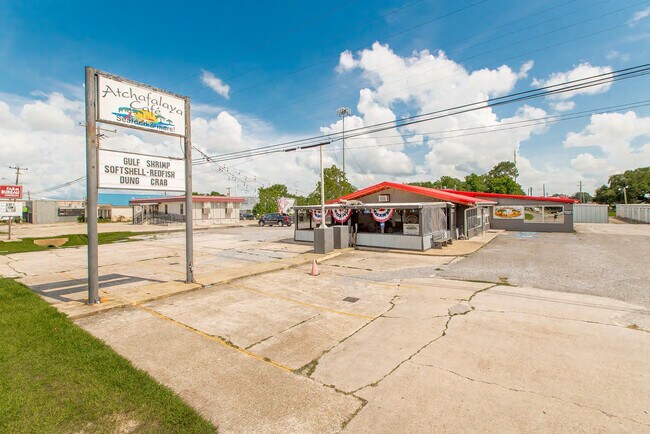 More details for 7310 Highway 182 E, Morgan City, LA - Retail for Sale