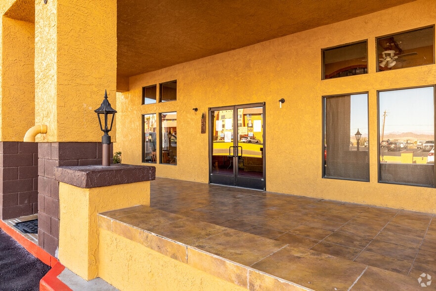 336 Lee Ave, Bullhead City, AZ à vendre - Photo intérieure - Image 3 de 22