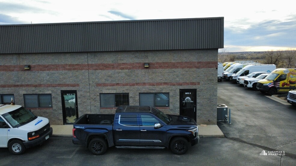 1740 Skyway Dr, Longmont, CO à louer - Photo du bâtiment - Image 2 de 5
