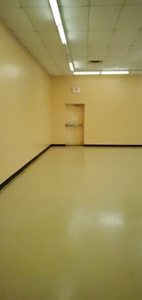 3299 Lantana Rd, Crossville, TN for lease - Interior Photo - Image 3 of 24