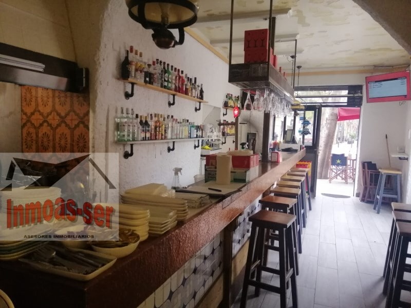 Retail in Barcelona, Barcelona for lease Interior Photo- Image 1 of 13