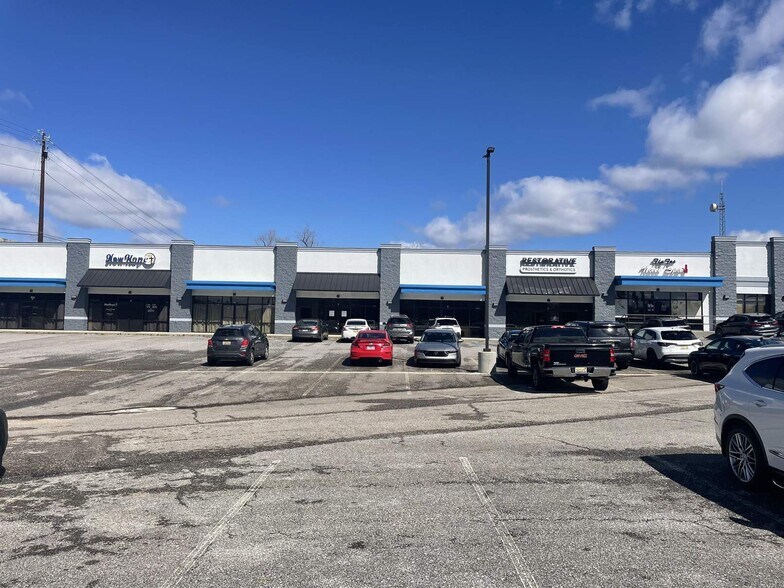 2111 US-78 E Hwy, Anniston, AL à louer - Photo du bâtiment - Image 2 de 4