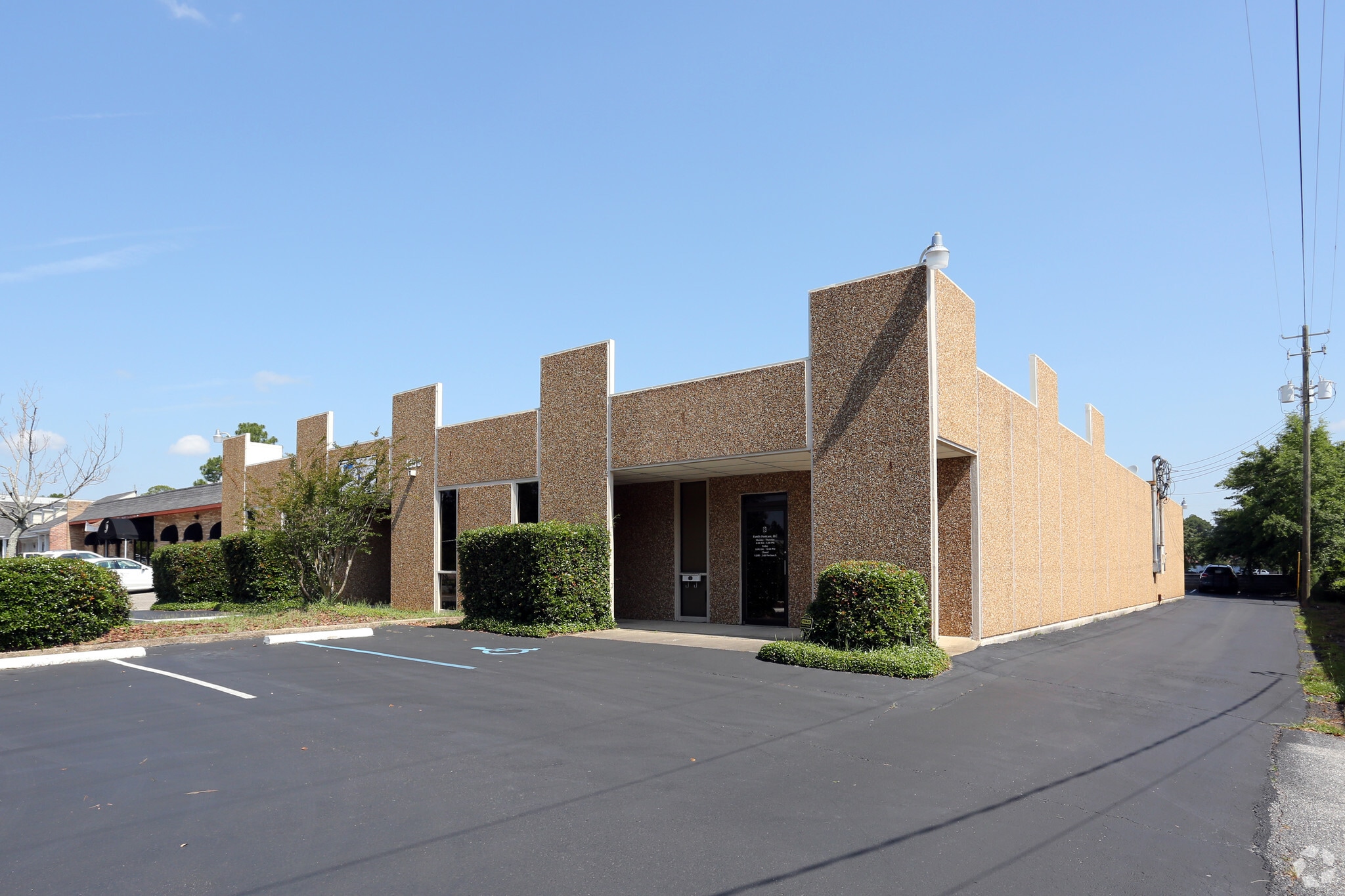 4358 Midmost Dr, Mobile, AL for lease Primary Photo- Image 1 of 19