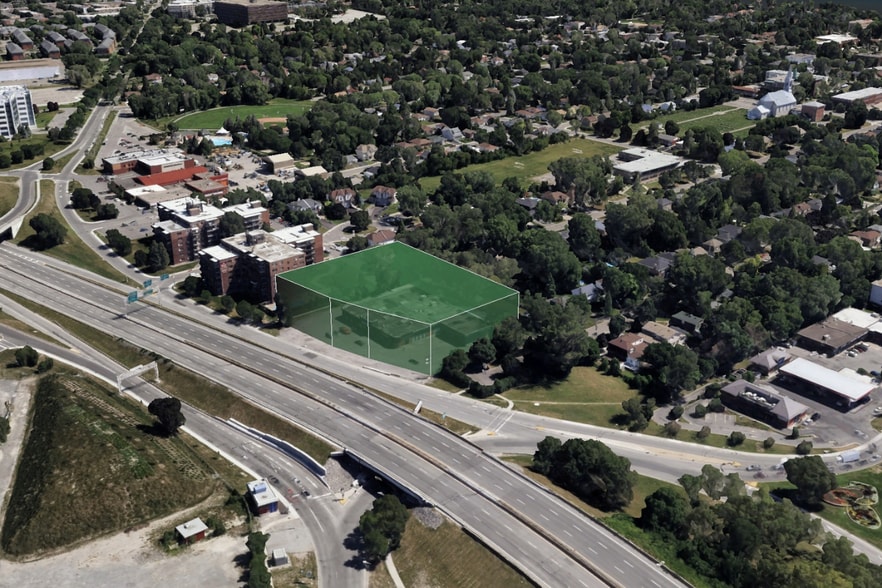 720 Boul Montréal-Toronto, Dorval, QC for sale - Primary Photo - Image 1 of 1