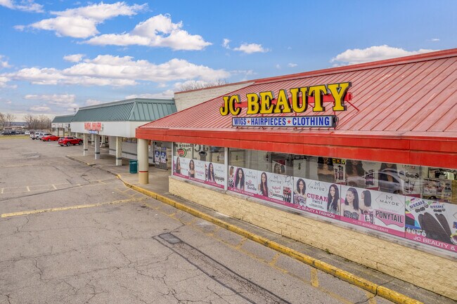 More details for 665-699 Northland Blvd, Cincinnati, OH - Retail for Sale