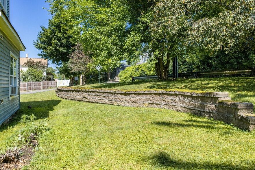 100 1/2 Kingston Ave, Port Jervis, NY for sale - Building Photo - Image 3 of 77