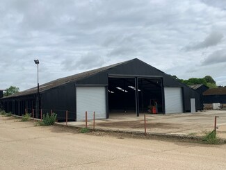 Plus de détails pour Matching Hall Farm, Harlow - Industriel à louer