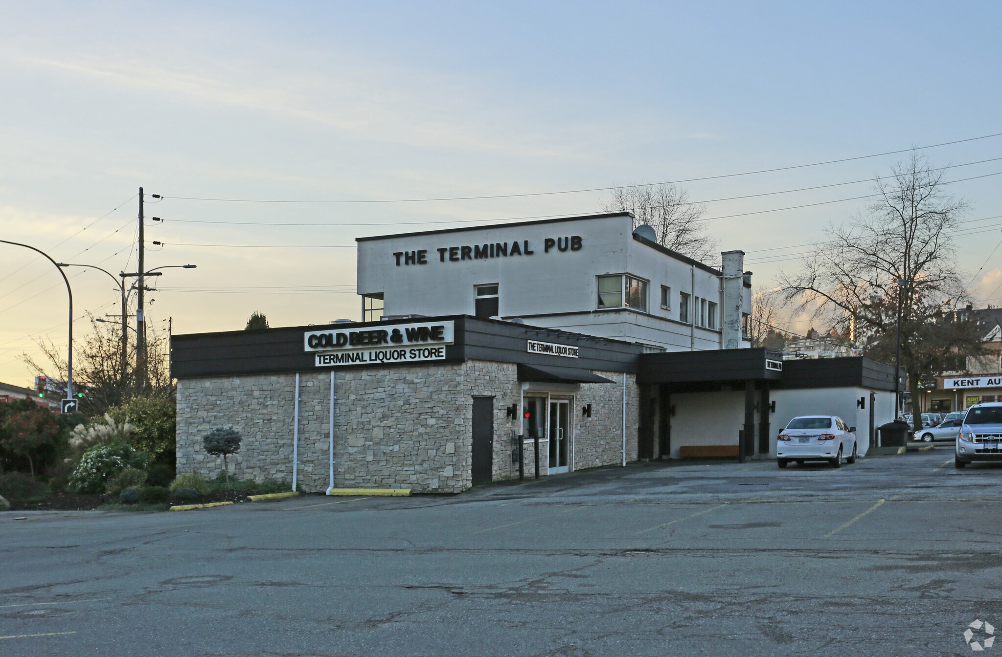 115 12th St, New Westminster, BC for sale Primary Photo- Image 1 of 1