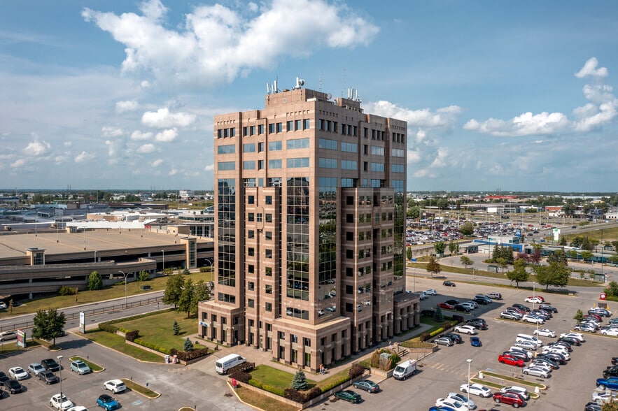 3030 Boul Le Carrefour, Laval, QC for lease - Building Photo - Image 3 of 4
