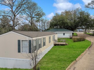 Plus de détails pour 3102 Montgomery Rd, Huntsville, TX - Multi-résidentiel à vendre