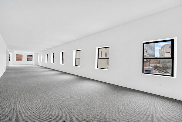 251 E 33rd St, New York, NY à louer - Photo intérieure - Image 3 de 21