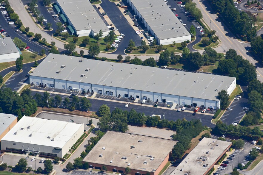 2101 Westinghouse Blvd, Raleigh, NC à louer - Aérien - Image 3 de 4