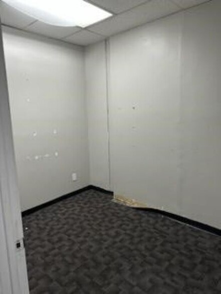 655-683 Jeffco Blvd, Arnold, MO à louer - Photo intérieure - Image 3 de 5