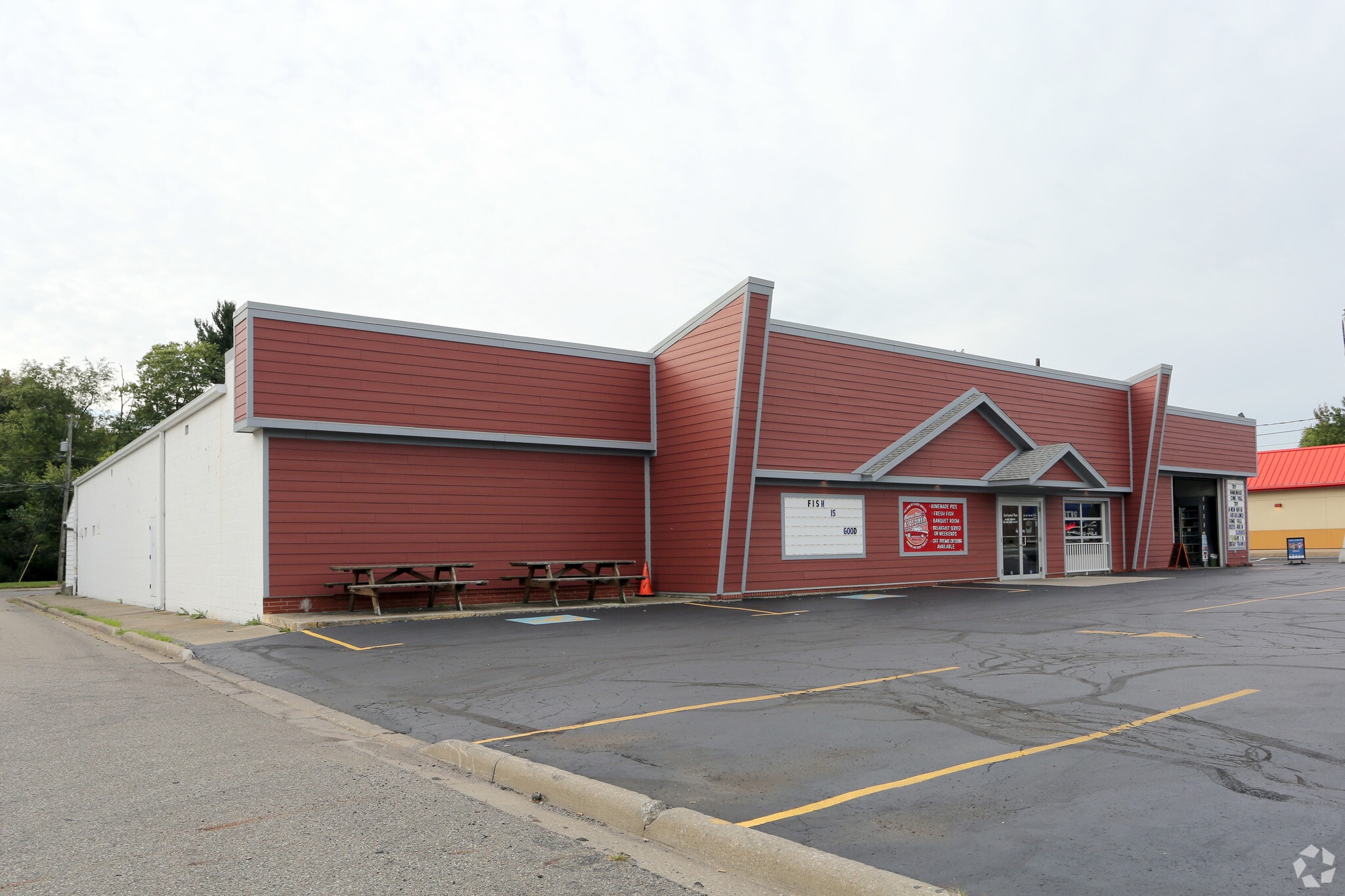 317 E Lincolnway, Minerva, OH for sale Primary Photo- Image 1 of 4