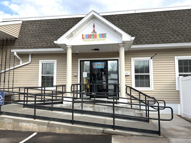 More details for 1333 Thomaston Ave, Waterbury, CT - Office/Retail for Lease