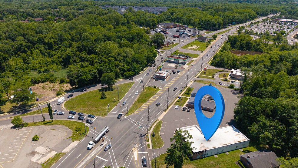 2 Kings Hwy, Middletown, NJ à louer - Aérien - Image 3 de 49