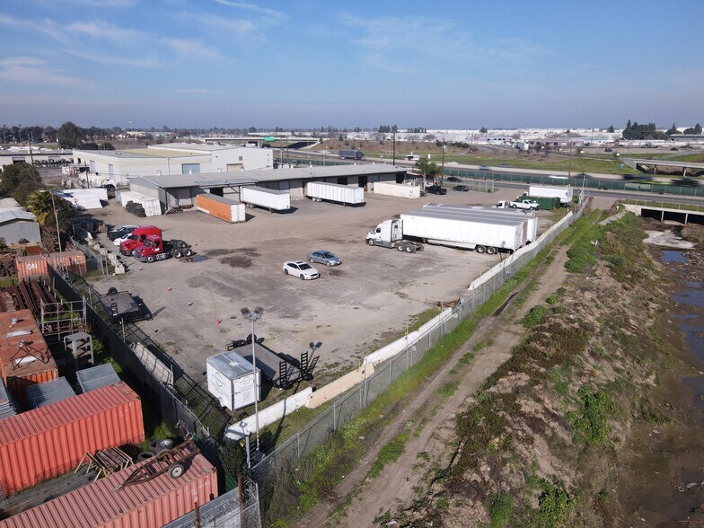 2929 S Highway 99, Stockton, CA à louer - Aérien - Image 2 de 4