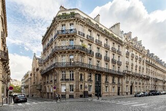 Plus de détails pour 22 Avenue Pierre Ier De Serbie, Paris - Multi-résidentiel à vendre