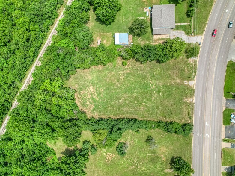 20469 NE 23rd St, Harrah, OK à vendre - Photo du bâtiment - Image 2 de 12