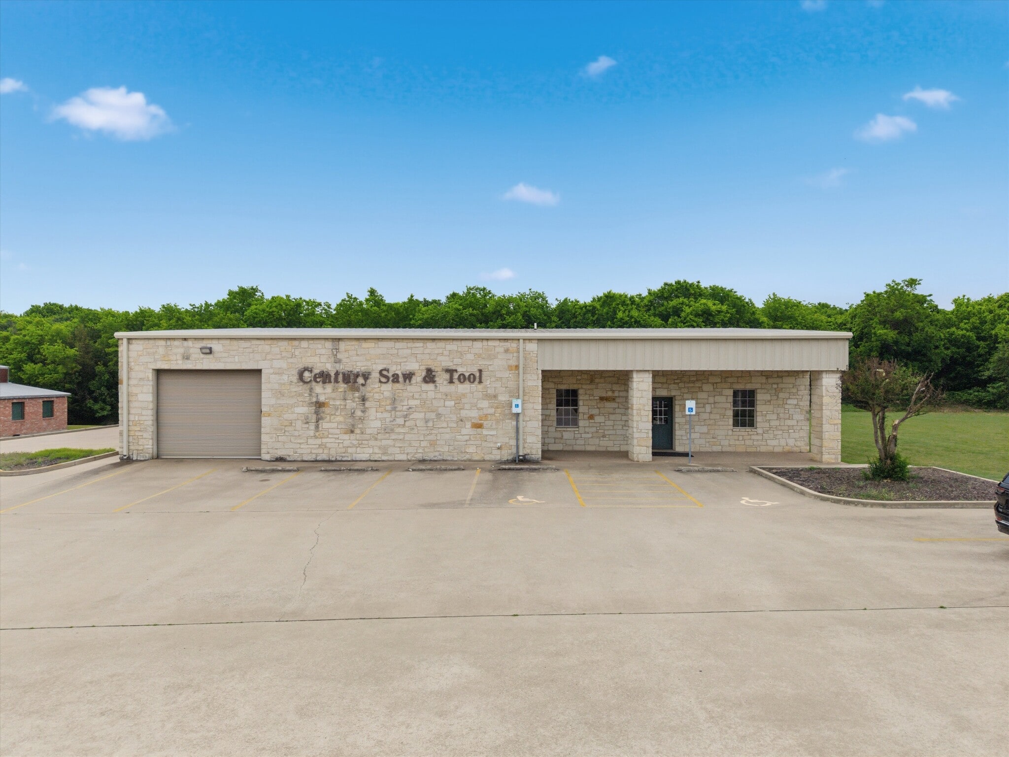 309 Granite Dr, Woodway, TX for lease Building Photo- Image 1 of 7