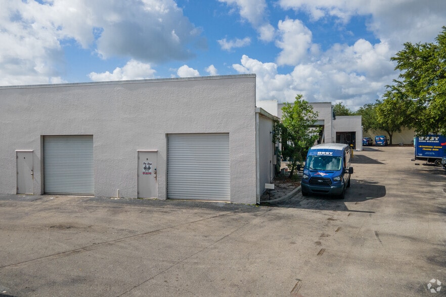 1455 Rail Head Blvd, Naples, FL for sale - Building Photo - Image 3 of 48
