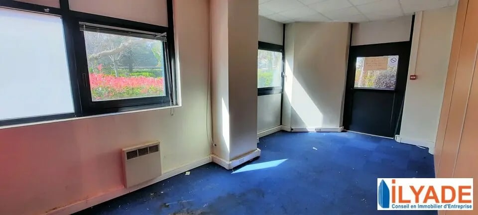 Bureau dans LES MILLES à louer - Photo intérieure - Image 2 de 7