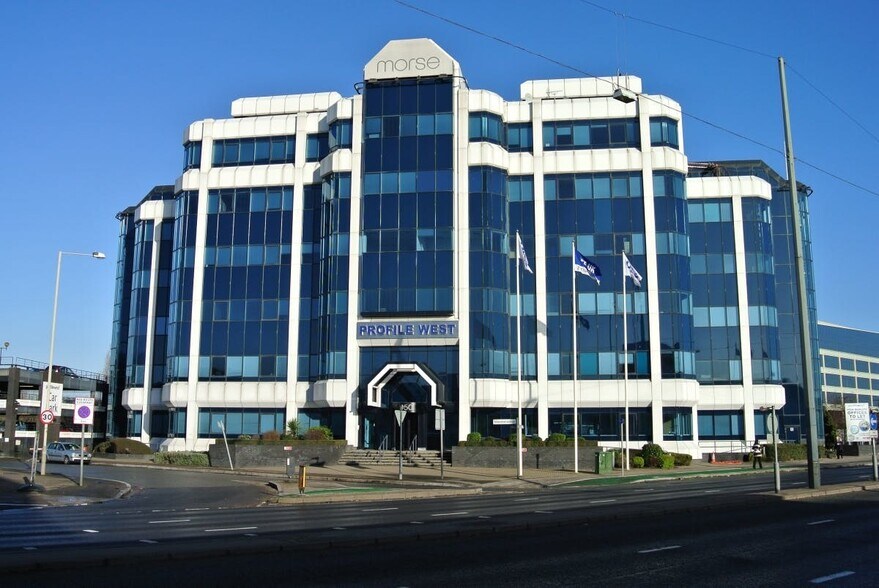 950 Great West Rd, Brentford à louer - Photo du bâtiment - Image 2 de 74