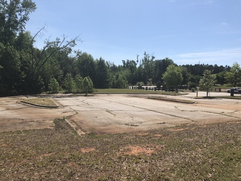 AVALON Pky, McDonough, GA for sale - Primary Photo - Image 1 of 13