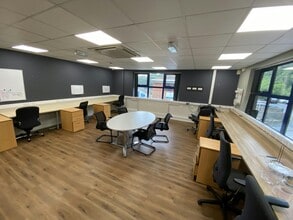 5 Clayton Wood Ct, Leeds à louer Photo intérieure- Image 2 de 2