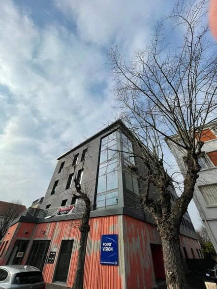 Office in Nogent-sur-Marne for sale - Building Photo - Image 2 of 7