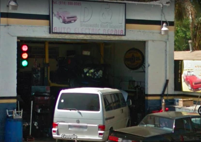 21410 Hart St, Canoga Park, CA for lease - Building Photo - Image 2 of 16