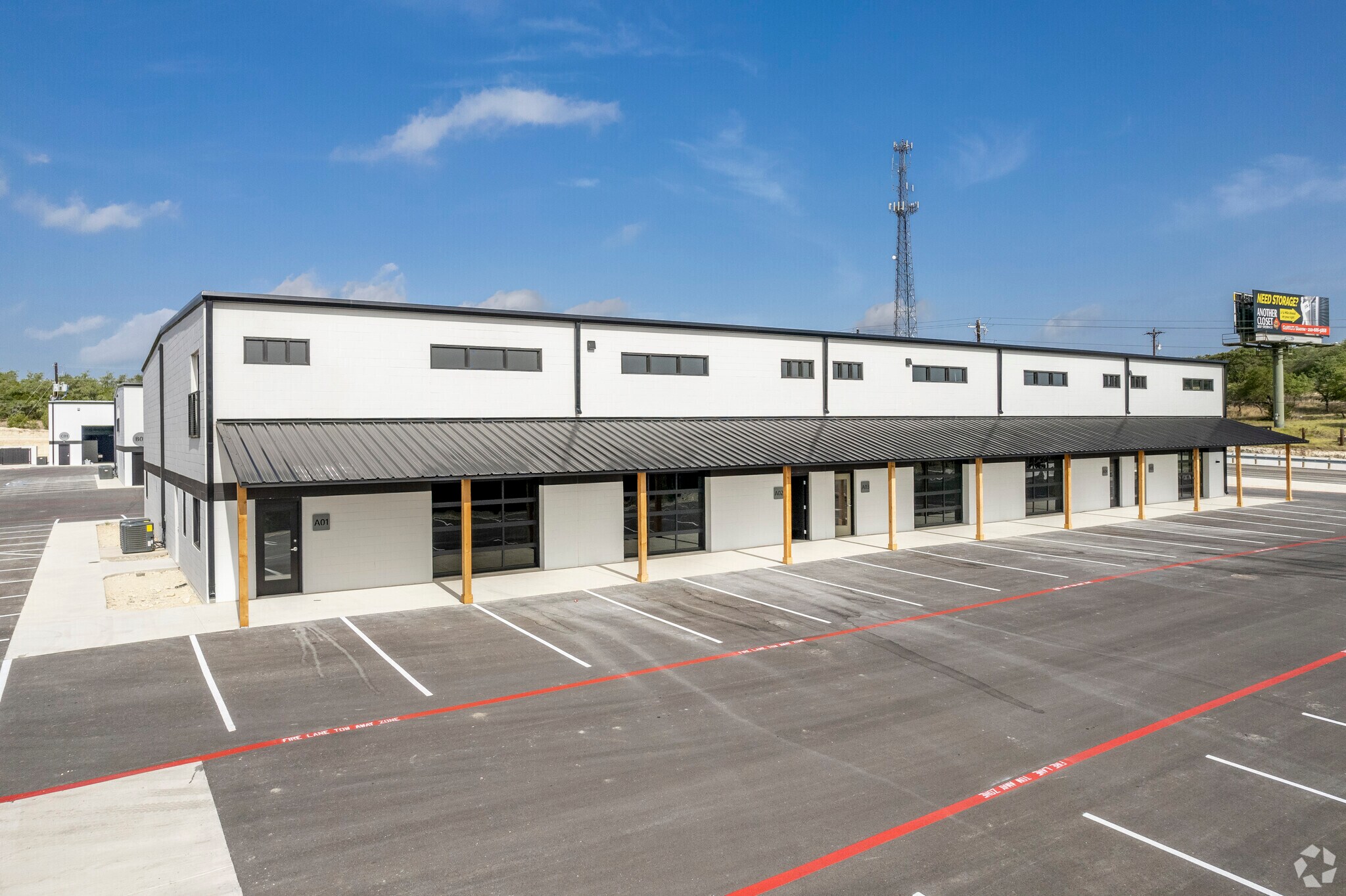 529 E US HWY, Boerne, TX for lease Building Photo- Image 1 of 34