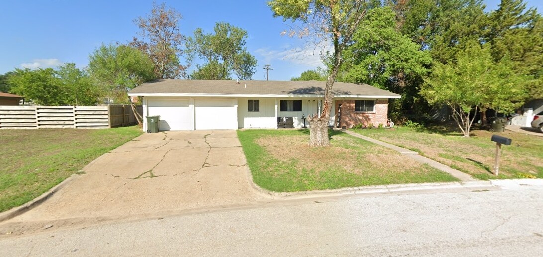 2308 Truman St, Bryan, TX à vendre Photo principale- Image 1 de 2