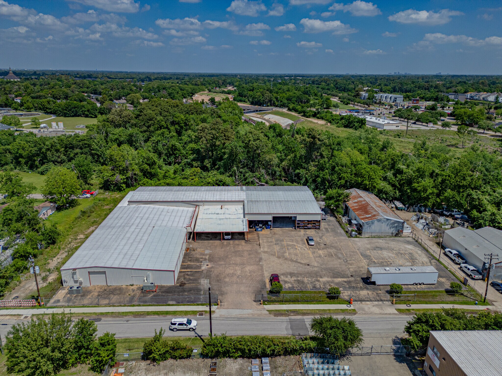 4734 Creekmont Dr, Houston, TX à vendre Photo du bâtiment- Image 1 de 1